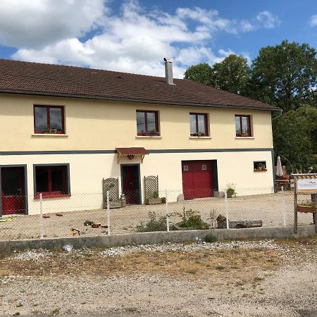 Les 3Crokignols, Maison D'Hote Familiale. Saffloz Екстериор снимка